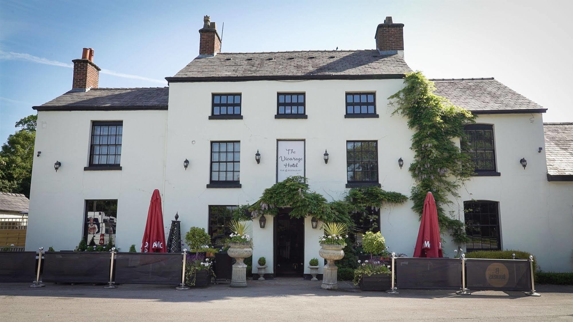 The Vicarage Holmes Chapel Exterior foto